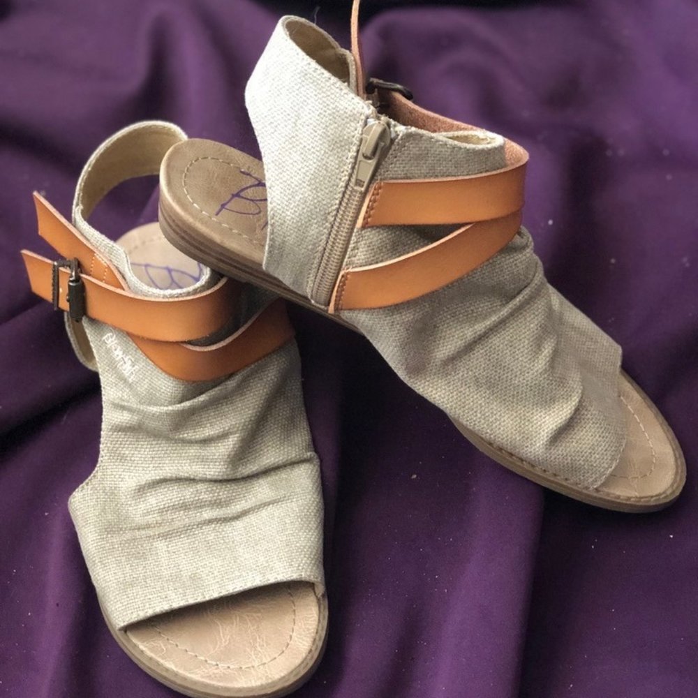 Flat Bootie Sandals Size 9